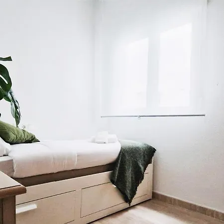 Apto Familiar En Alicante, 4 Pax, 3 Camas, 2 Banos 아파트 *