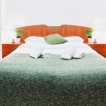 아파트 Apto Familiar En Alicante, 4 Pax, 3 Camas, 2 Banos