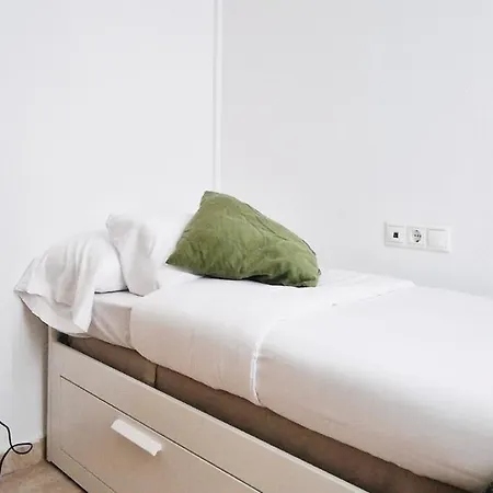Apto Familiar En Alicante, 4 Pax, 3 Camas, 2 Banos 아파트